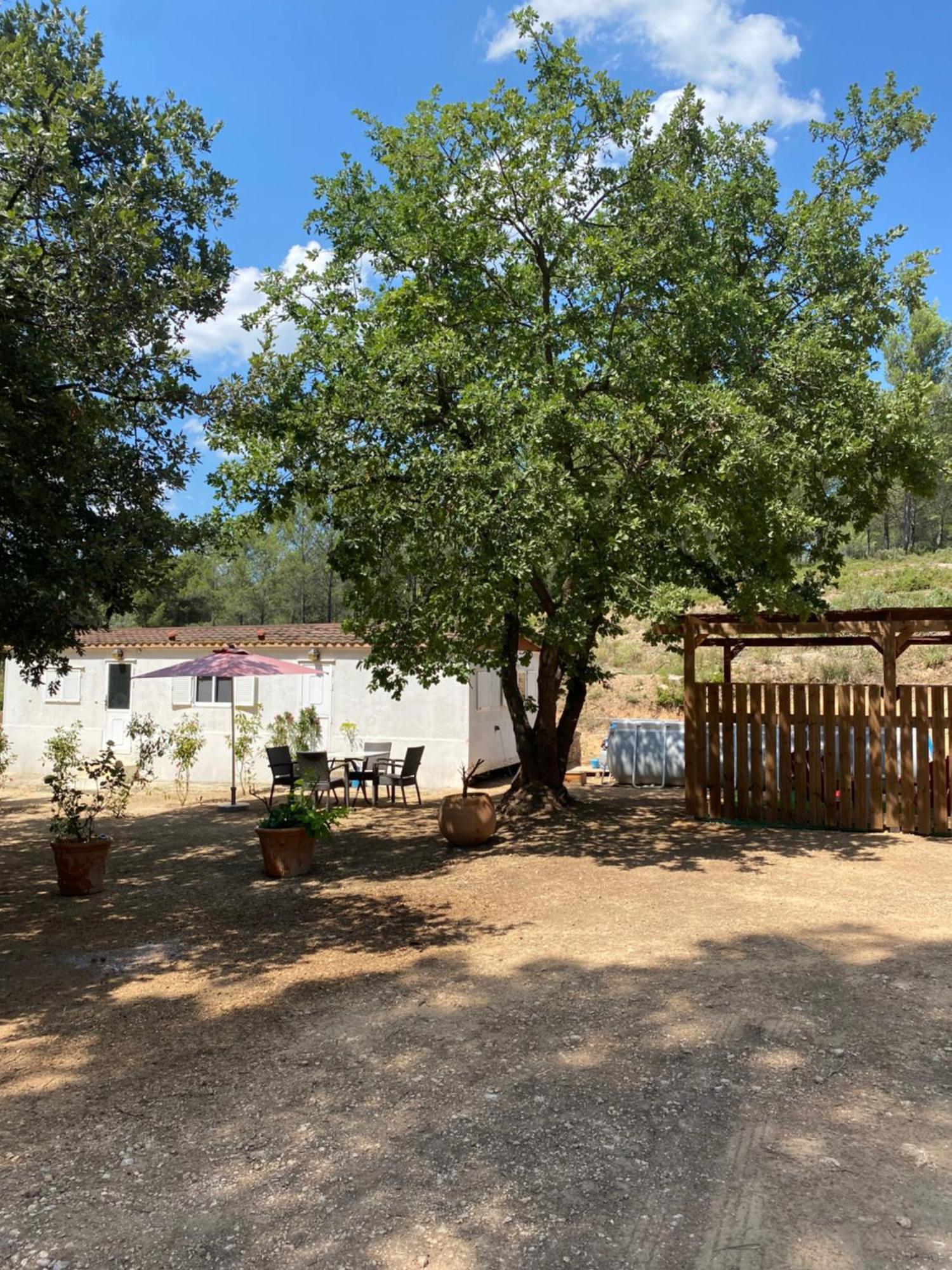 Bungalow Avec Piscine Privative Proche Aix En Provence La Barben Extérieur photo